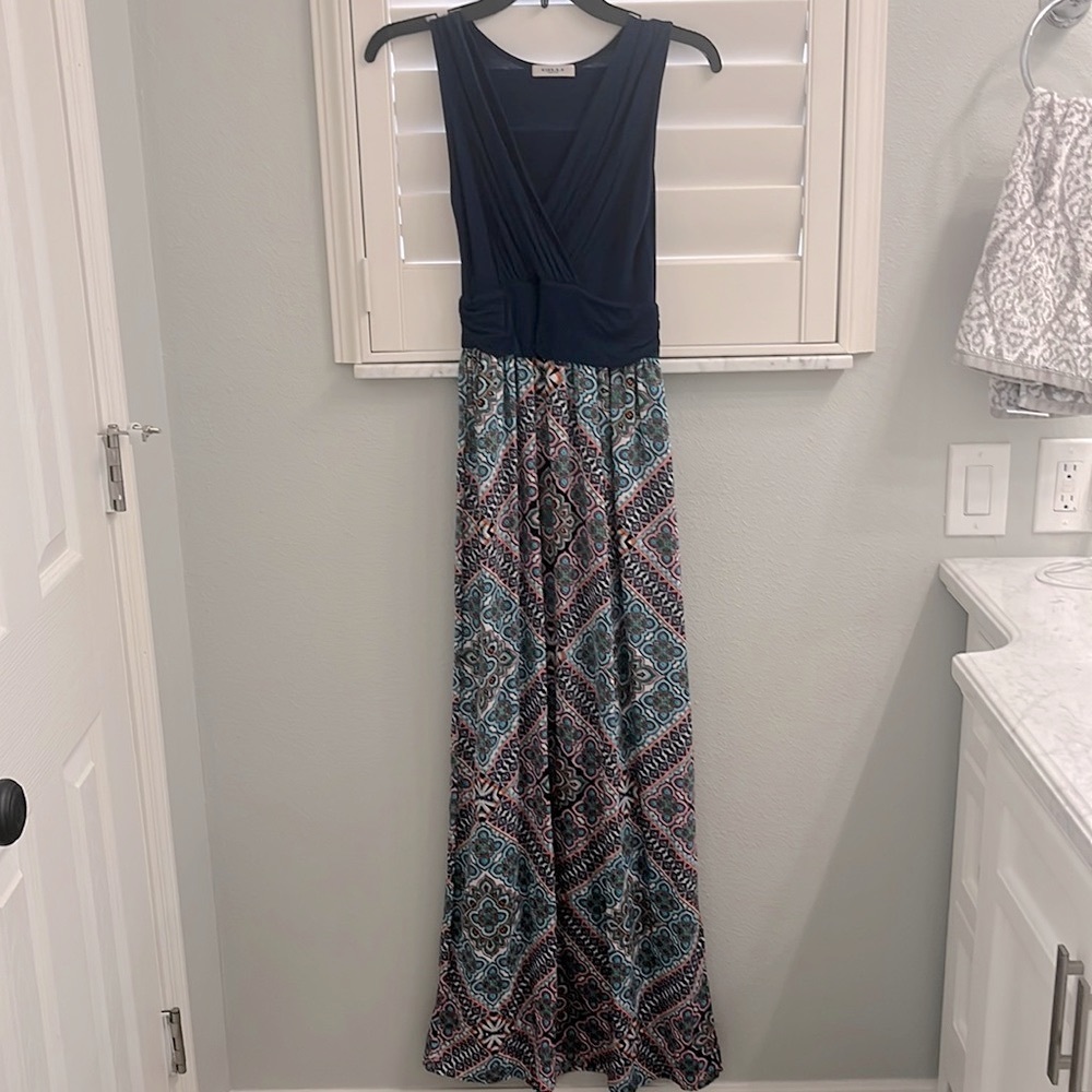Gilli Maxi dress
